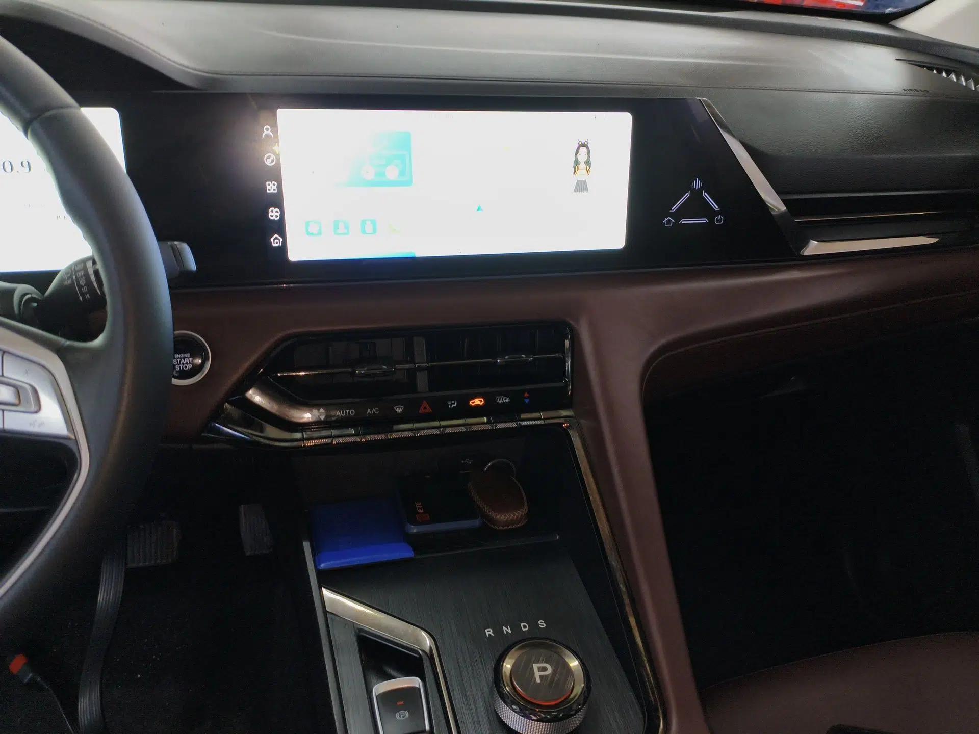SOL X8 PLUS 2023 1.5 TGDI DCT Smart Edition 7-Seater — миниатюра 20