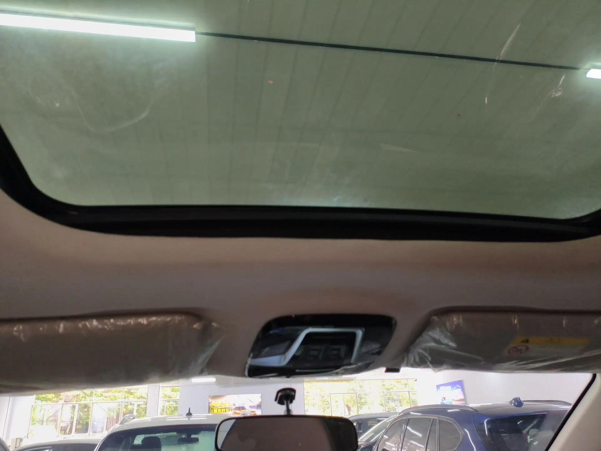 SOL X8 PLUS 2023 1.5 TGDI DCT Smart Edition 7-Seater — миниатюра 26
