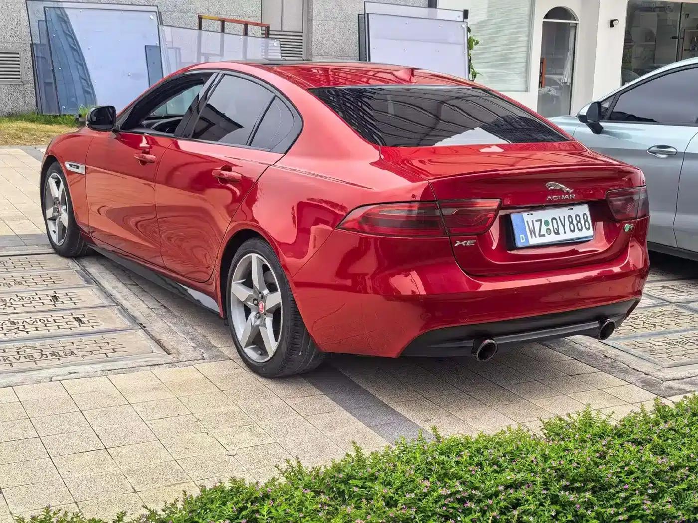 Jaguar XE 2015 2.0T 200PS R-Sport — миниатюра 9
