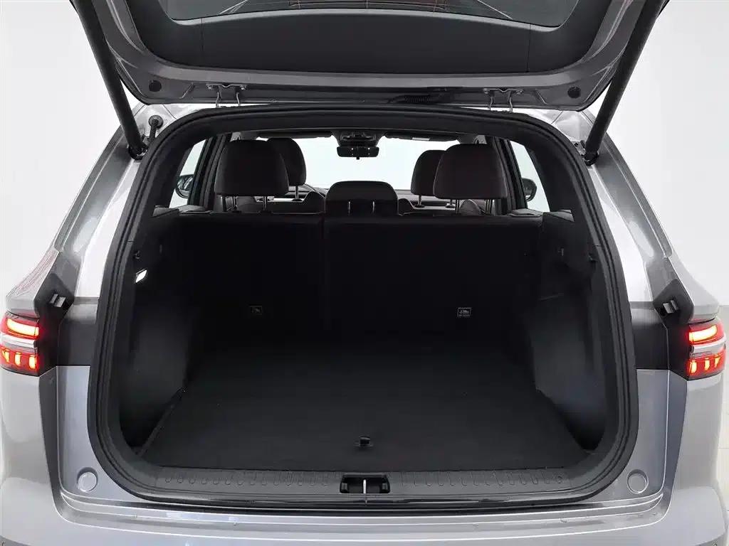 Geely Xingyue L 2024 2.0TD High-Power Automatic Two-Wheel Drive Cloud Edition — миниатюра 16