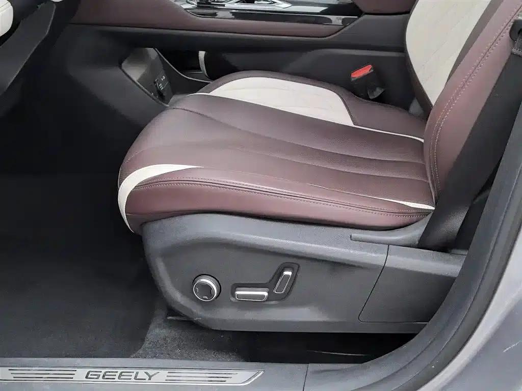 Geely Xingyue L 2024 2.0TD High-Power Automatic Two-Wheel Drive Cloud Edition — миниатюра 20