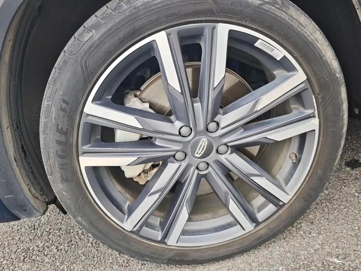Geely Xingyue L 2021 2.0TD High-Power Automatic Four-Wheel Drive Flagship Edition — миниатюра 25
