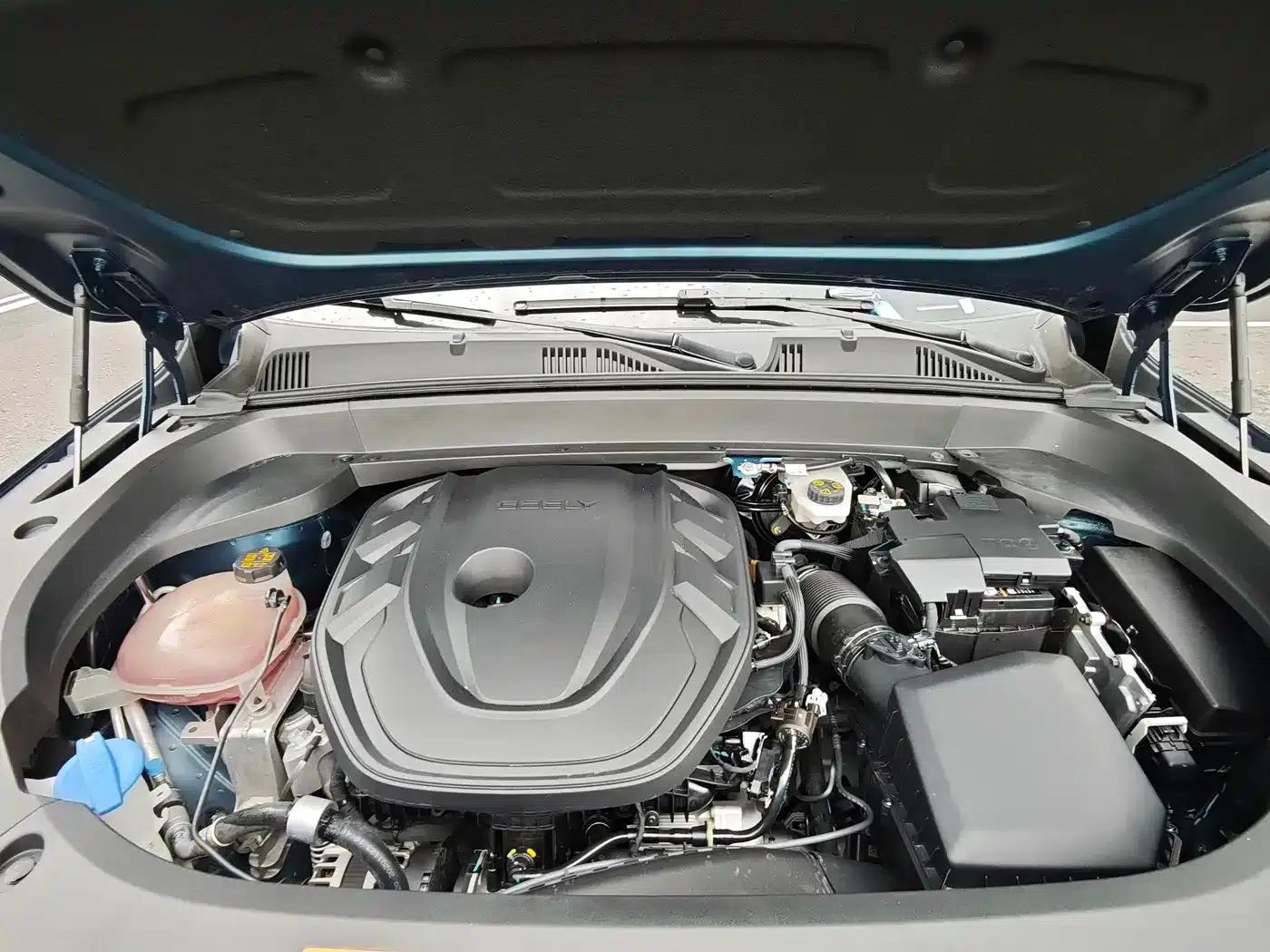 Geely Xingyue L 2021 2.0TD High-Power Automatic Four-Wheel Drive Flagship Edition — миниатюра 28