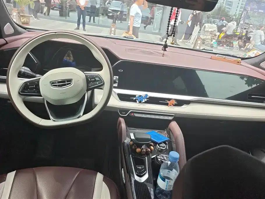 Geely Xingyue L 2023 2.0TD High-Power Automatic Two-Wheel Drive Flagship Edition — миниатюра 12