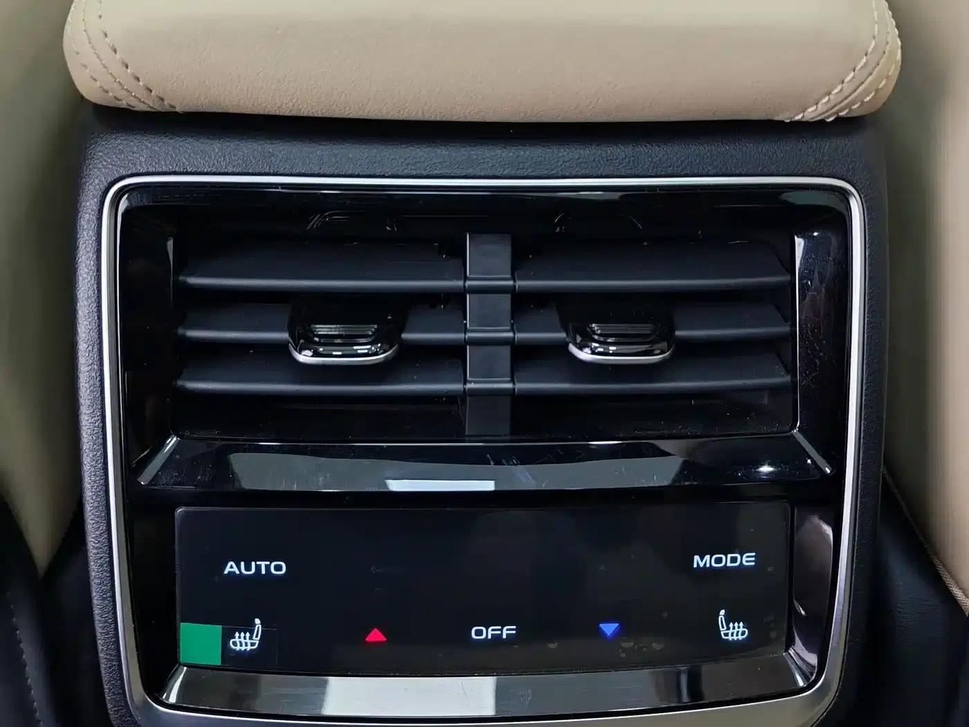 Geely Xingyue L 2025 Oriental Radiance 2.0TD Automatic Star Edition — миниатюра 15