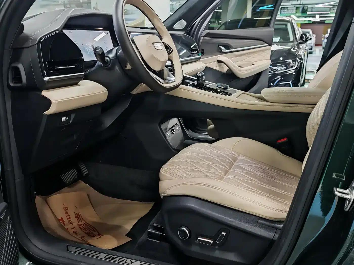 Geely Xingyue L 2025 Oriental Radiance 2.0TD Automatic 4WD Moon Gazing Edition — миниатюра 12