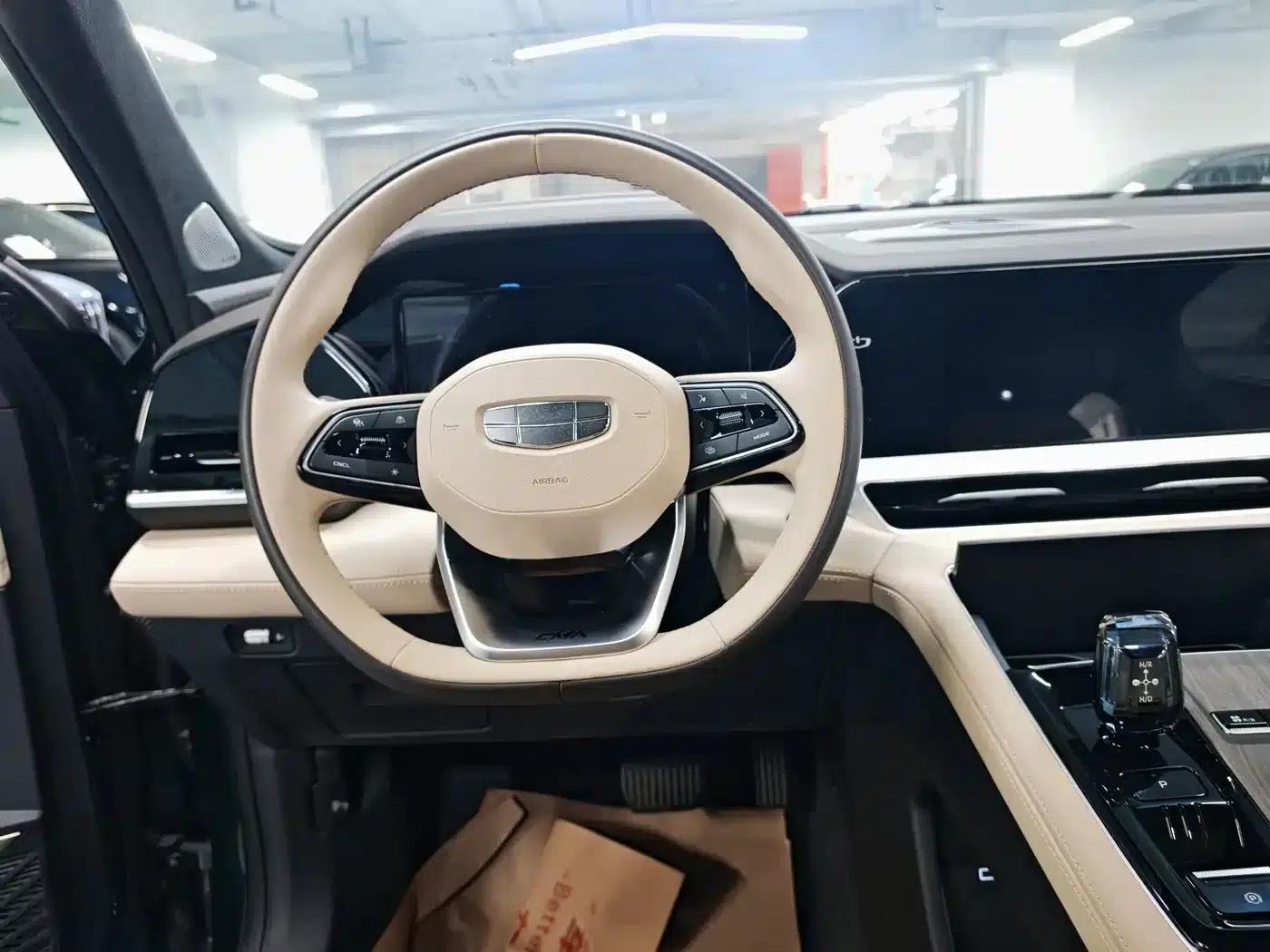 Geely Xingyue L 2025 Oriental Radiance 2.0TD Automatic 4WD Moon Gazing Edition — миниатюра 4