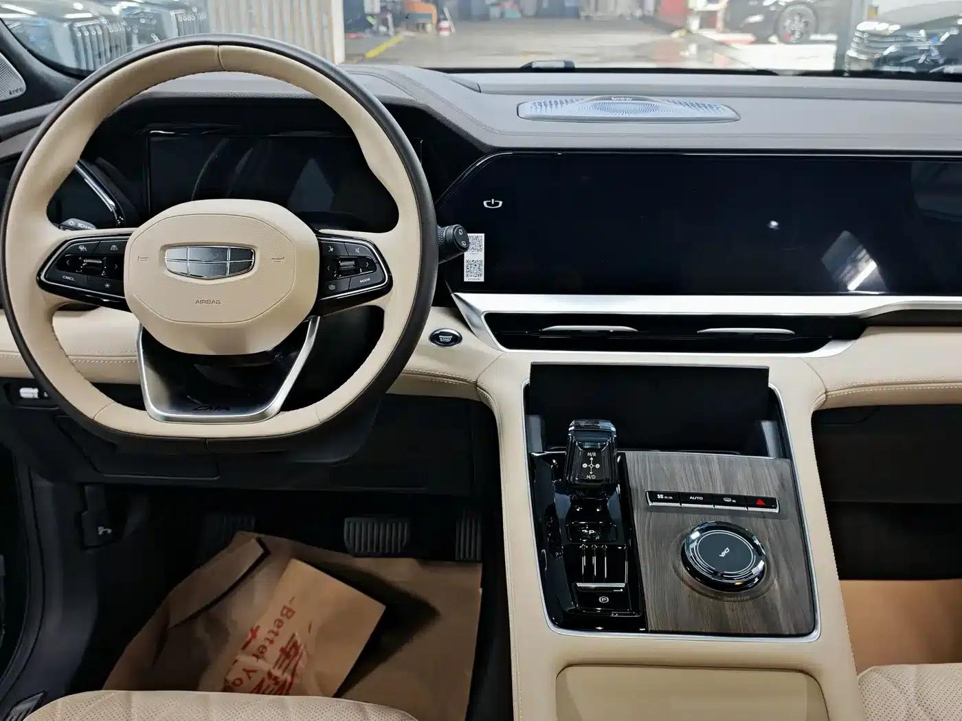Geely Xingyue L 2025 Oriental Radiance 2.0TD Automatic 4WD Moon Gazing Edition — миниатюра 5