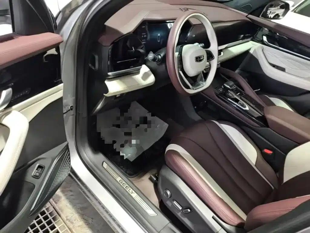 Geely Xingyue L 2024 2.0TD High-Power Automatic Two-Wheel Drive Cloud Edition — миниатюра 16