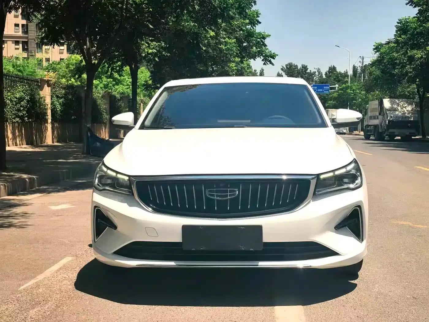 Geely Emgrand 2022 4th Generation 1.5L CVT Premium — миниатюра 2