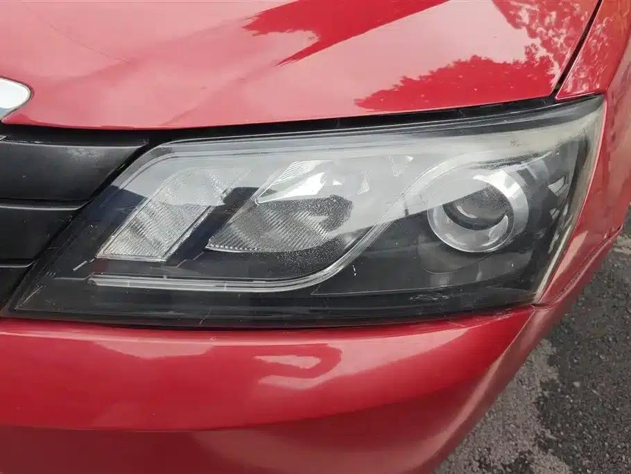 Geely Emgrand 2015 Sedan 1.5L CVT Upward Edition — миниатюра 5