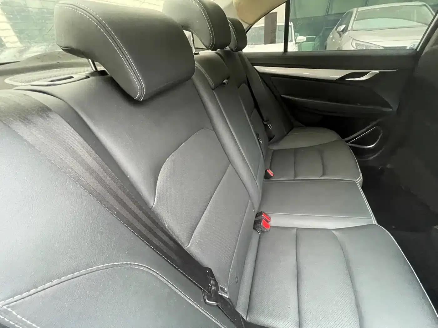 Geely Emgrand 2020 1.5L CVT Upward Edition — миниатюра 13