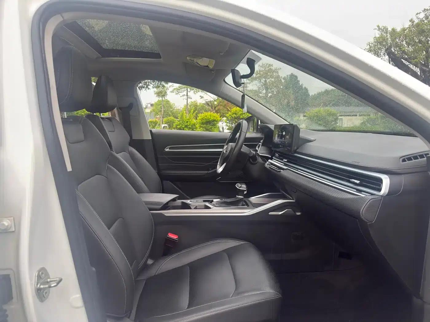 Geely Emgrand 2022 4th Generation 1.5L CVT Premium — миниатюра 13
