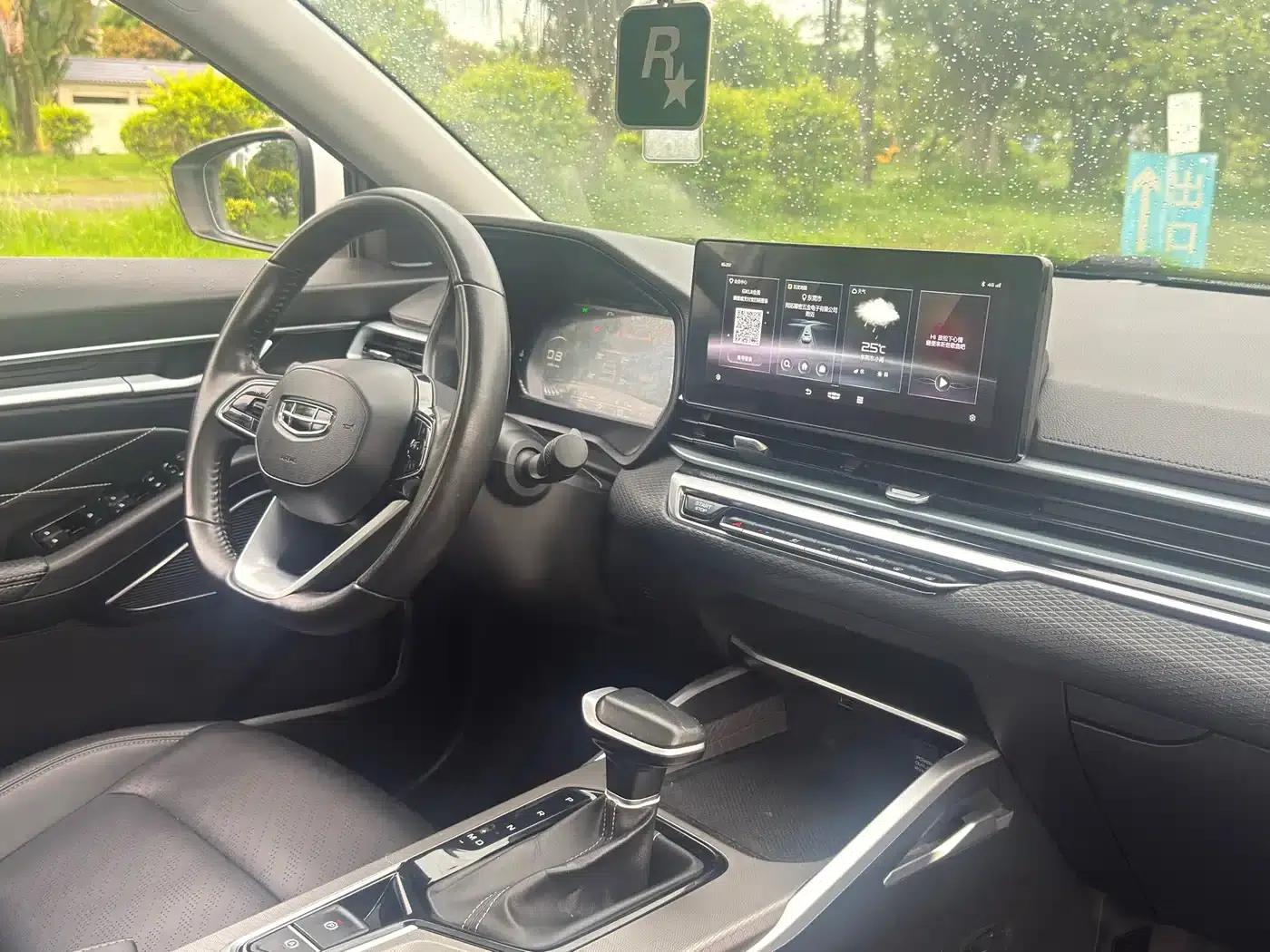 Geely Emgrand 2022 4th Generation 1.5L CVT Premium — миниатюра 14
