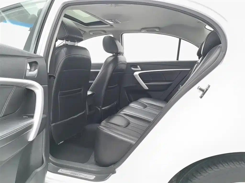 Geely Emgrand 2016 Sedan 1.5L Manual Upgrade Version — миниатюра 15