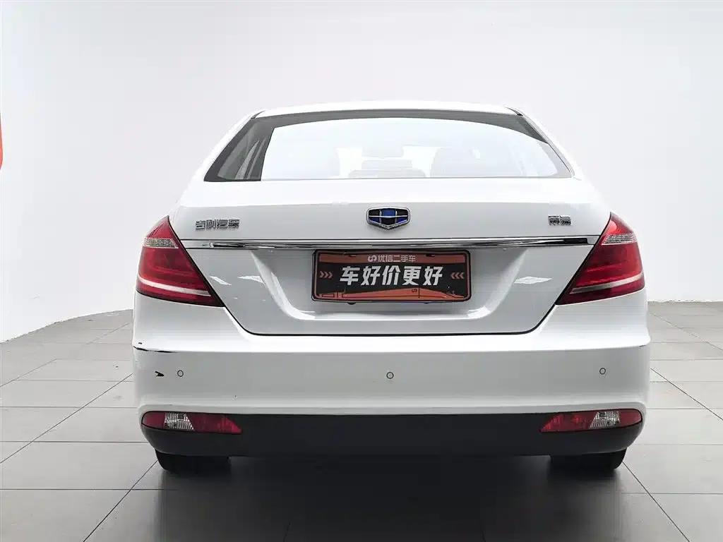Geely Emgrand 2016 Sedan 1.5L Manual Upgrade Version — миниатюра 4