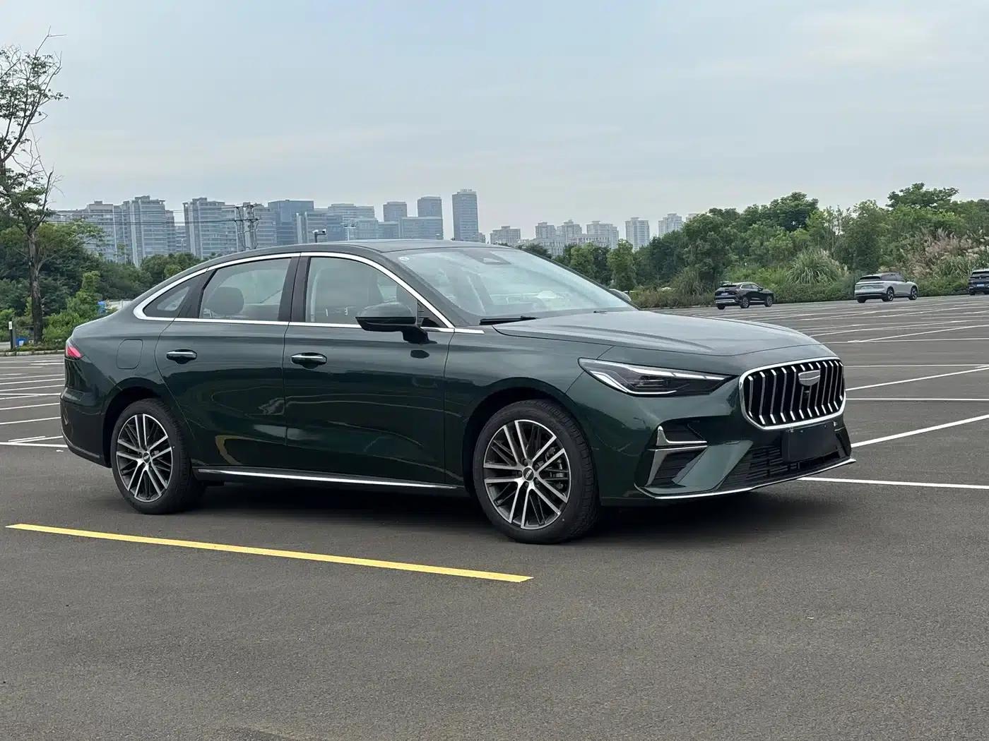 Geely Emgrand 2026 5th Generation 1.5T DCT Flagship Edition — миниатюра 3