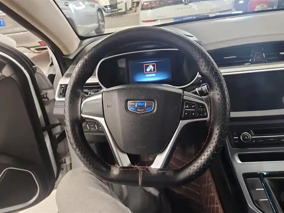 Geely Emgrand 2018 1.5L Manual Upward Connected Edition — миниатюра 15