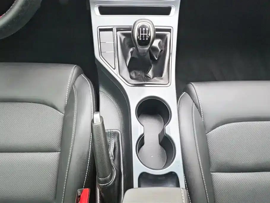 Geely Emgrand 2020 1.5L Manual Upgrade Edition — миниатюра 16