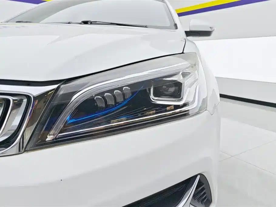 Geely Emgrand 2020 1.5L Manual Upgrade Edition — миниатюра 5