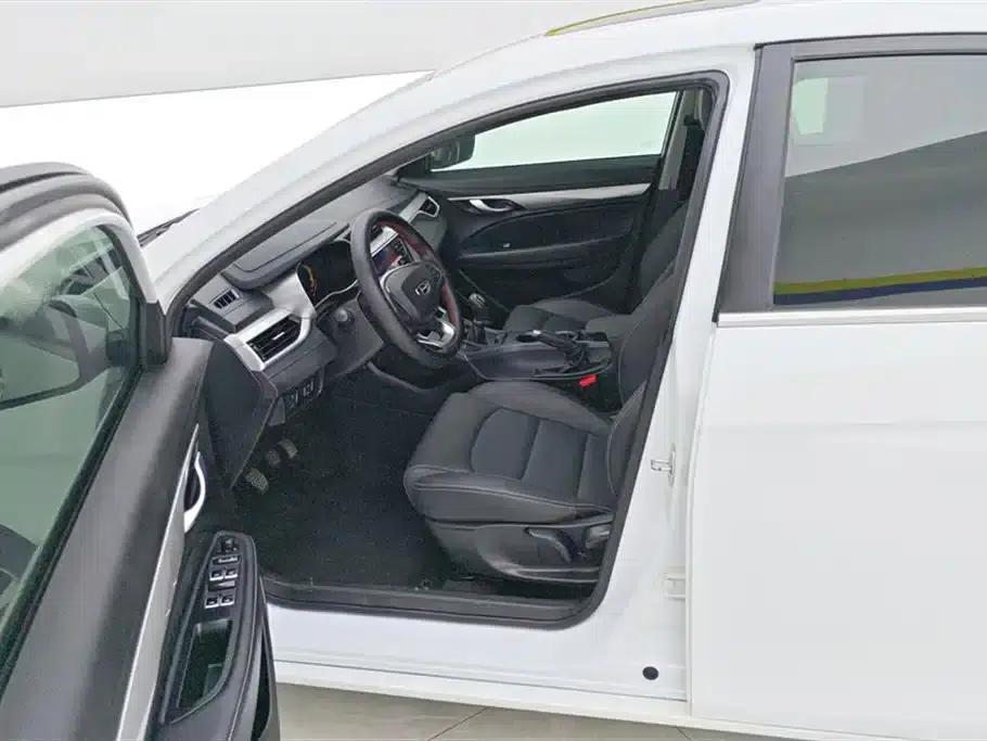 Geely Emgrand 2020 1.5L Manual Upgrade Edition — миниатюра 9