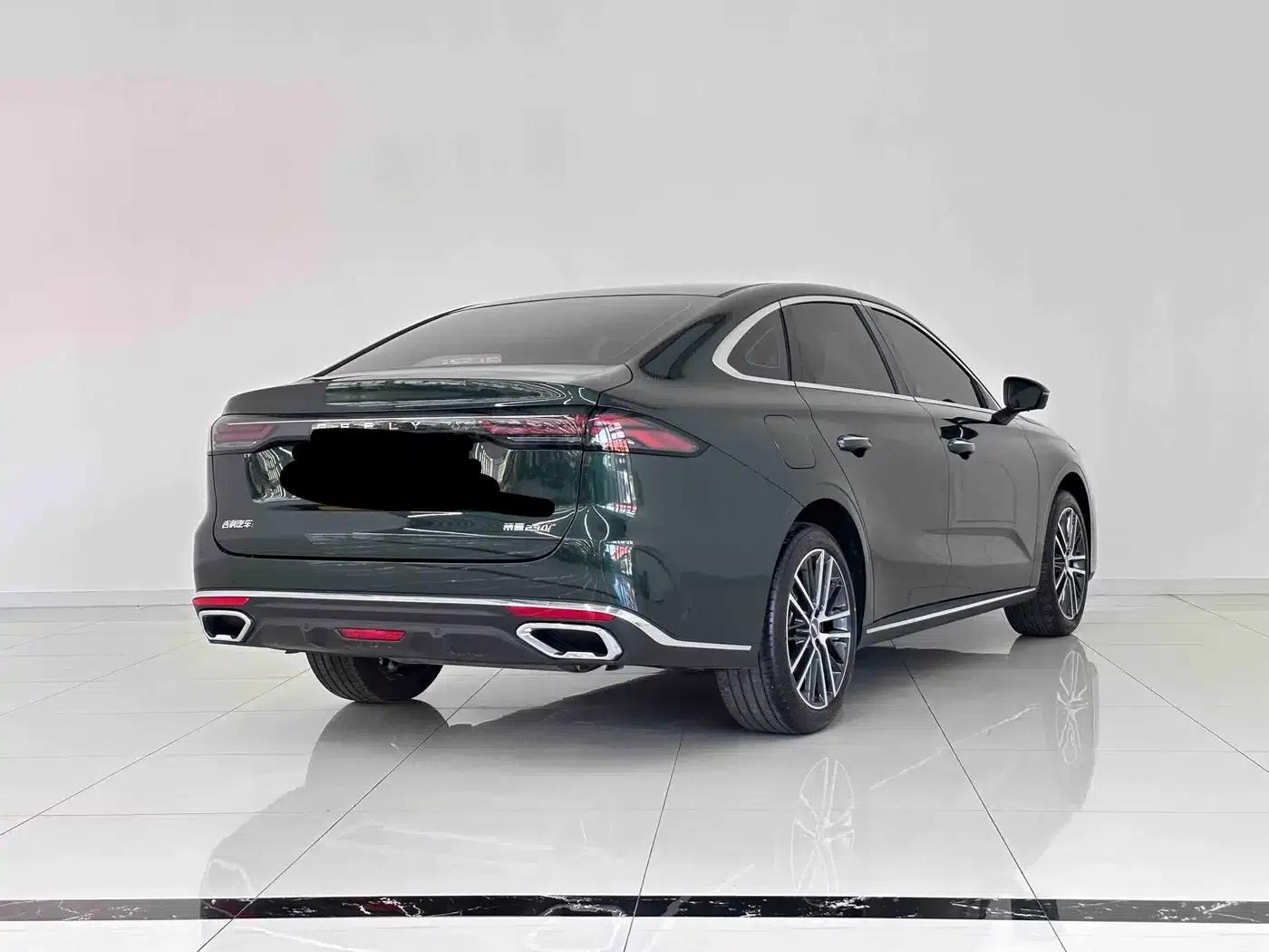 Geely Emgrand 2026 5th Generation 1.5T DCT Flagship Edition — миниатюра 3