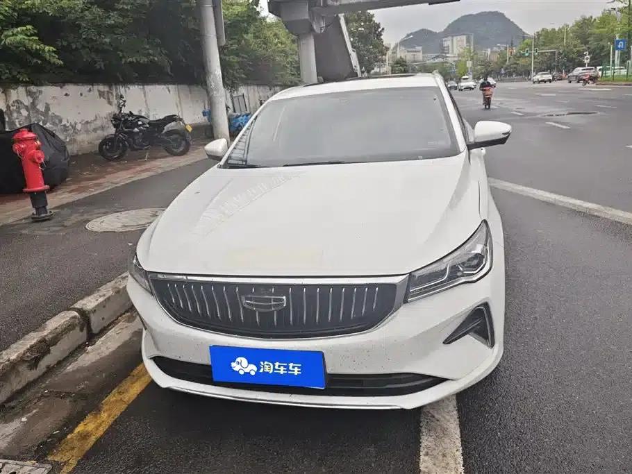 Geely Emgrand 2023 4th Generation Champion Edition 1.5L CVT Premium — миниатюра 2
