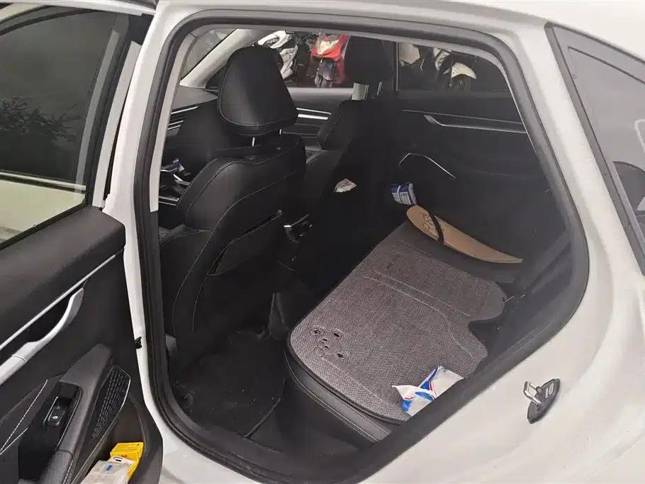Geely Emgrand 2023 4th Generation Champion Edition 1.5L CVT Premium — миниатюра 11