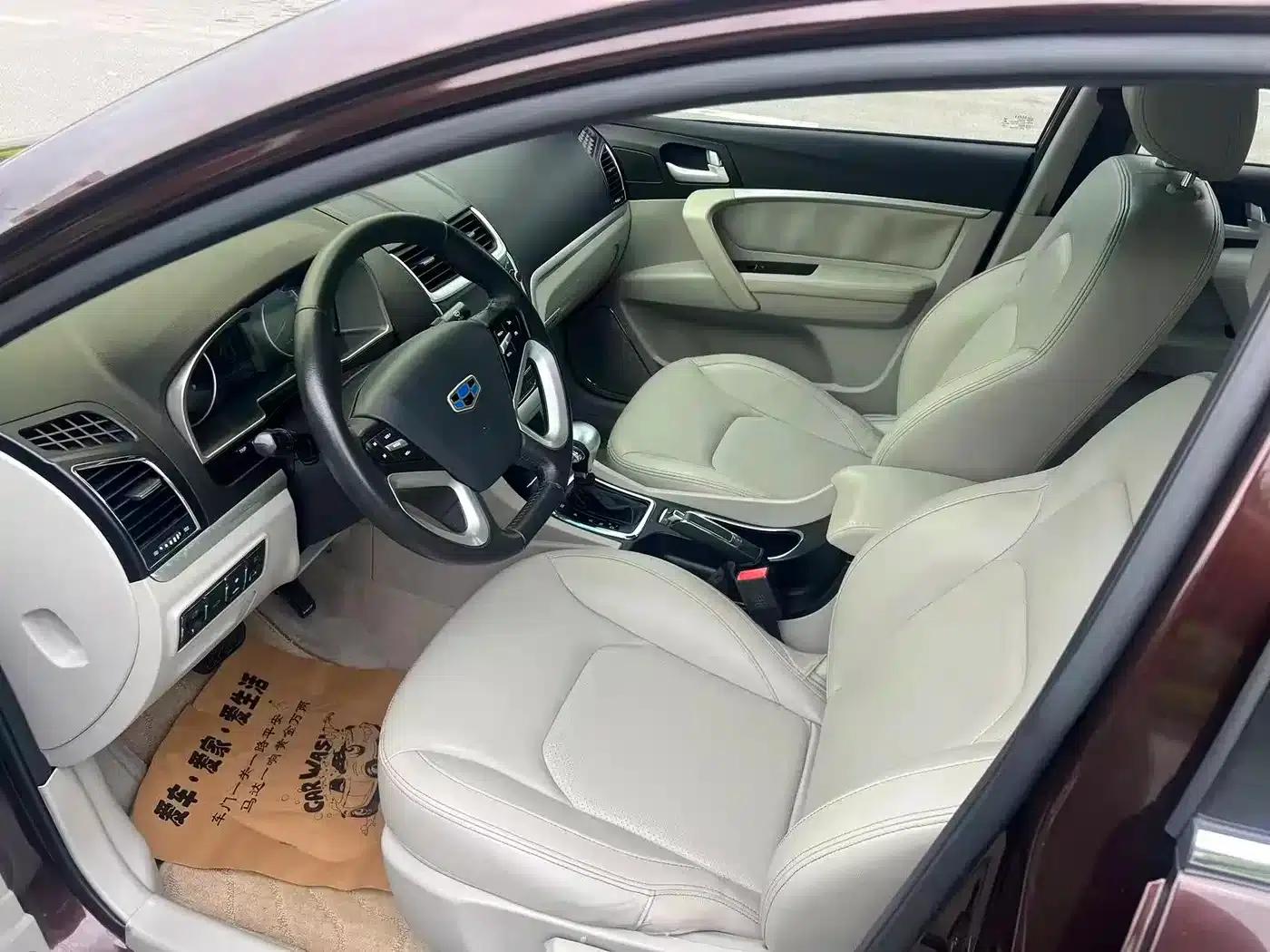 Geely Emgrand 2014 Sedan 1.5L CVT Elite — миниатюра 9