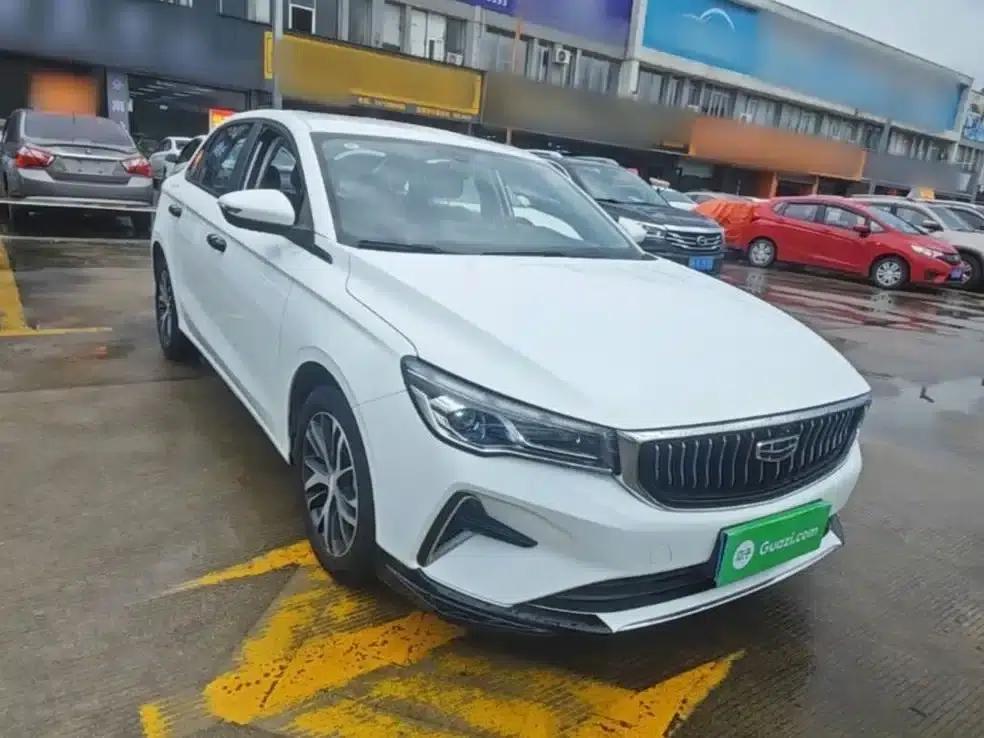 Geely Emgrand 2022 Generation 4 1.5L Manual Deluxe — миниатюра 12