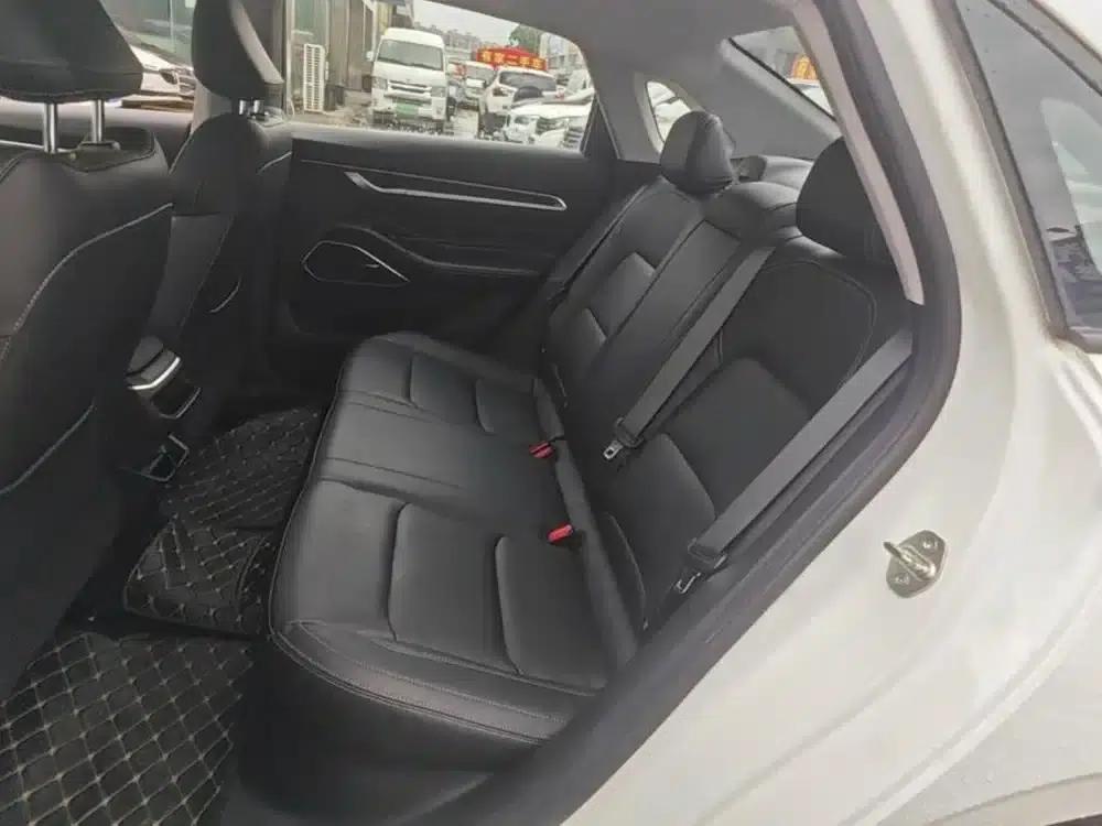 Geely Emgrand 2022 Generation 4 1.5L Manual Deluxe — миниатюра 19