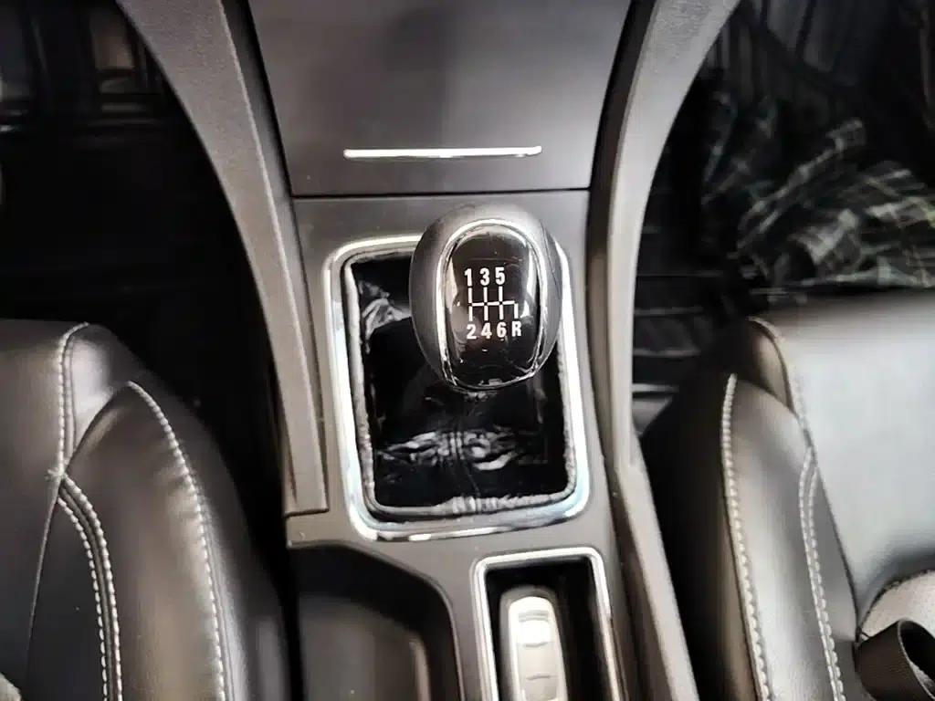 Geely Emgrand 2015 Sedan 1.3T Manual Upgrade Edition — миниатюра 14