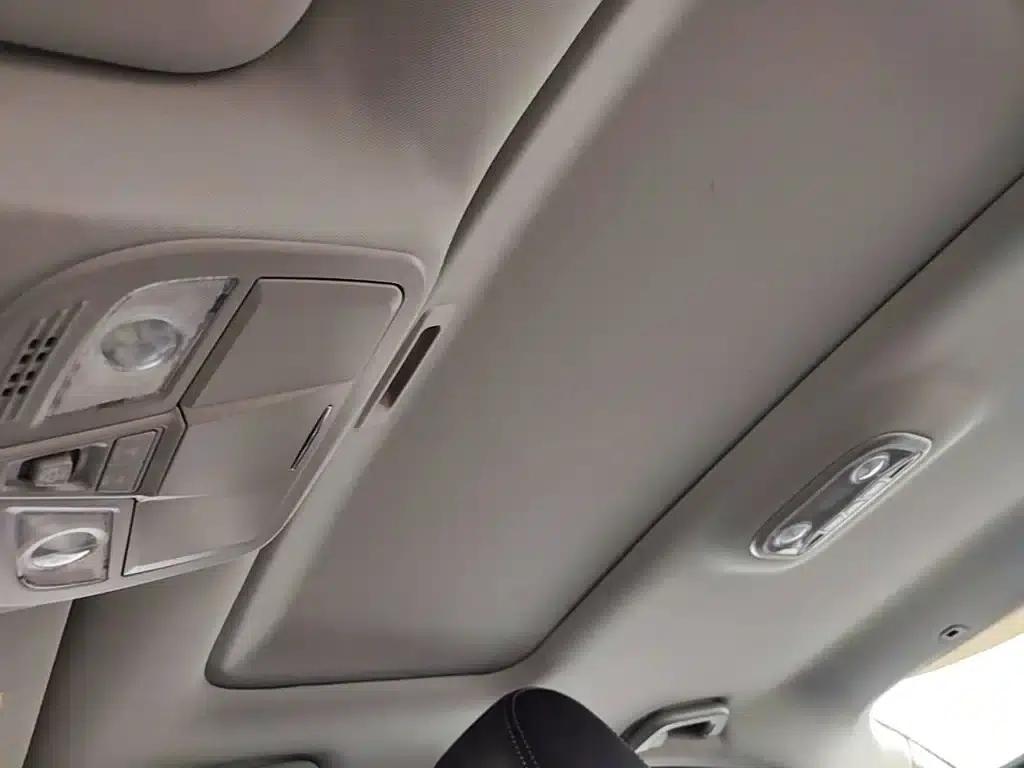 Geely Emgrand 2015 Sedan 1.3T Manual Upgrade Edition — миниатюра 18