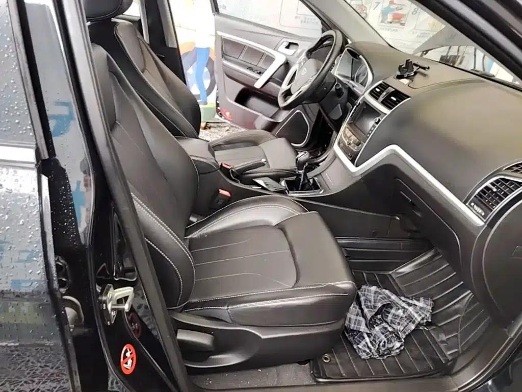 Geely Emgrand 2015 Sedan 1.3T Manual Upgrade Edition — миниатюра 25