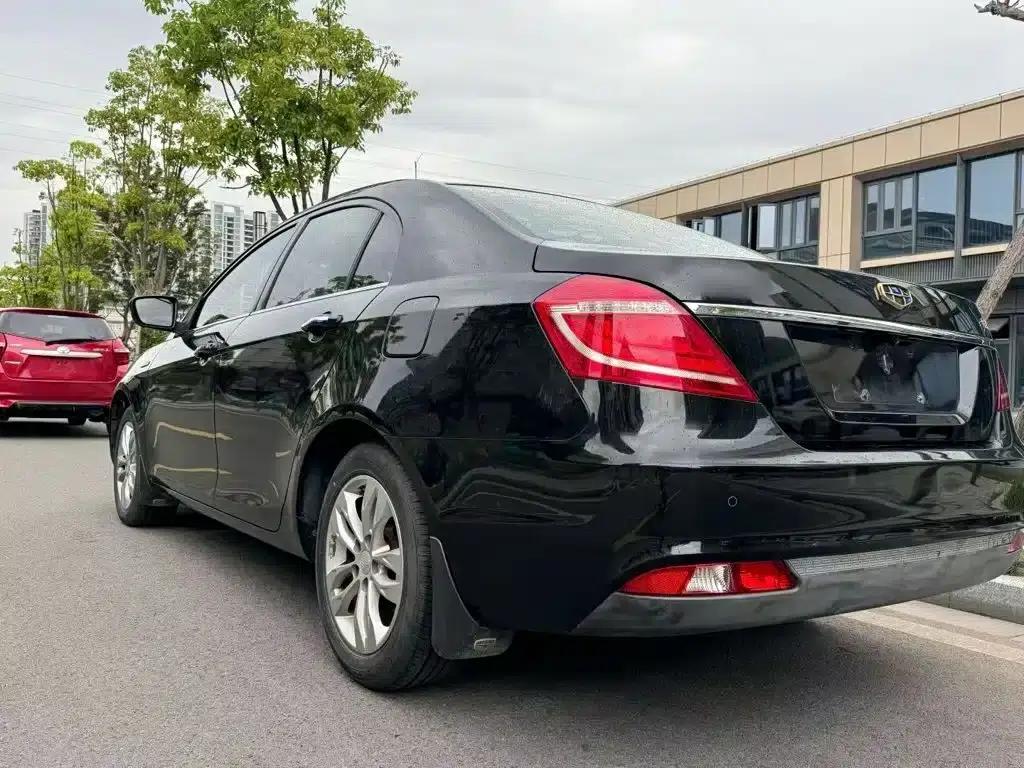 Geely Emgrand 2015 Sedan 1.3T Manual Upgrade Edition — миниатюра 5