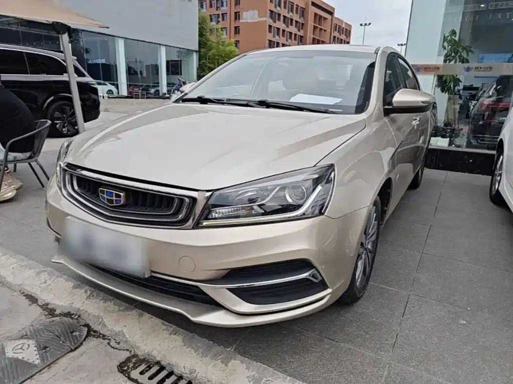 Geely Emgrand 2018 1.5L Manual Upward Connected Edition — миниатюра 2