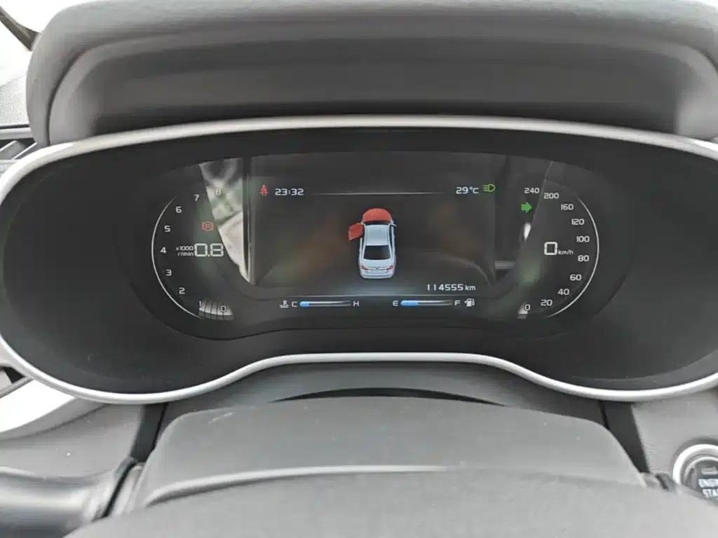 Geely Emgrand 2018 1.5L Manual Upward Connected Edition — миниатюра 12