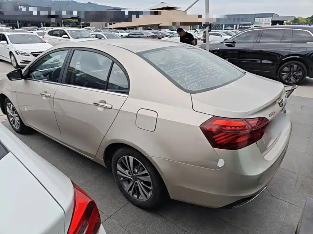 Geely Emgrand 2018 1.5L Manual Upward Connected Edition — миниатюра 5