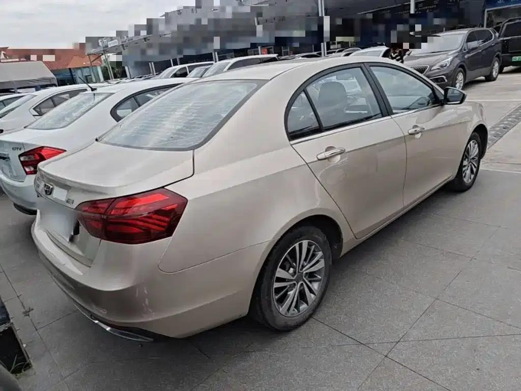 Geely Emgrand 2018 1.5L Manual Upward Connected Edition — миниатюра 7
