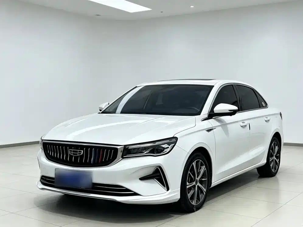 Geely Emgrand 2022 4th Generation 1.5L CVT Flagship Edition — миниатюра 1