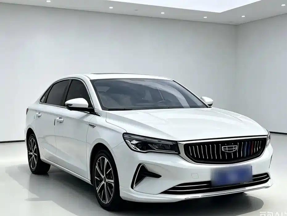 Geely Emgrand 2022 4th Generation 1.5L CVT Flagship Edition — миниатюра 24