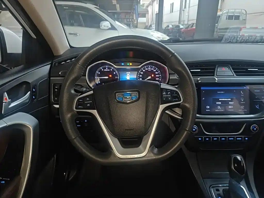Geely Emgrand 2017 Hatchback RS Million Edition 1.5L CVT Upward Version — миниатюра 11