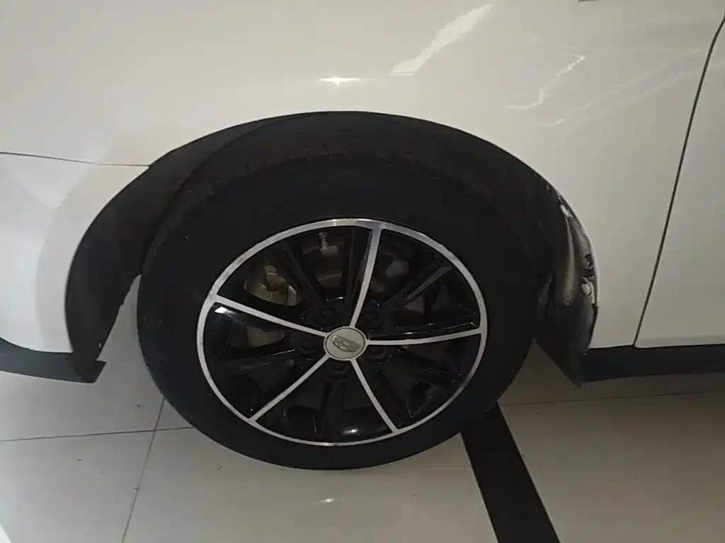 Geely Emgrand 2017 Hatchback RS Million Edition 1.5L CVT Upward Version — миниатюра 23