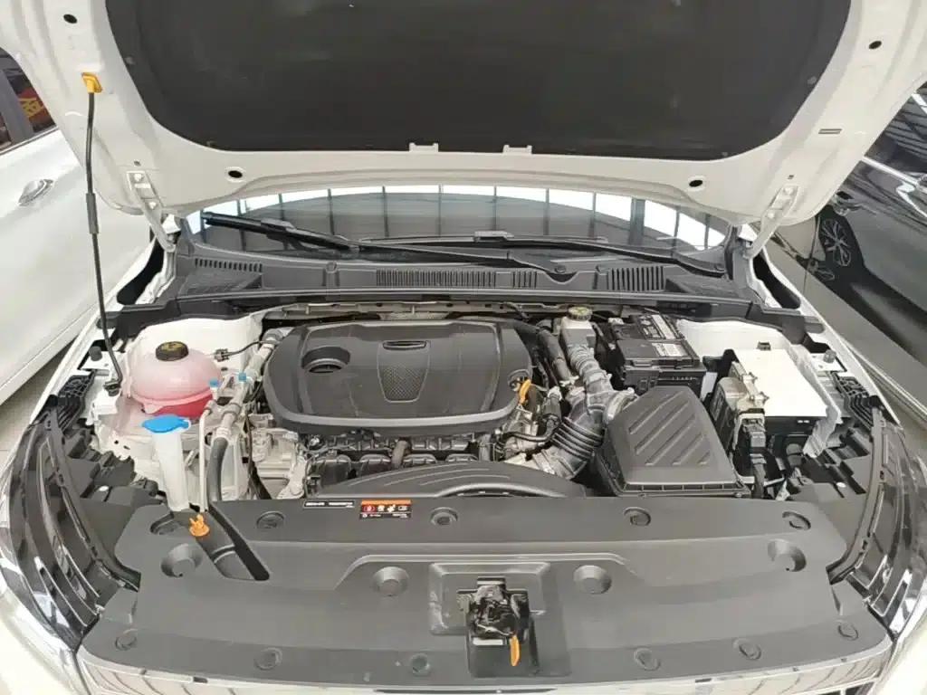 Geely Emgrand 2025 4th Generation 1.5L CVT Dragon Edition — миниатюра 20