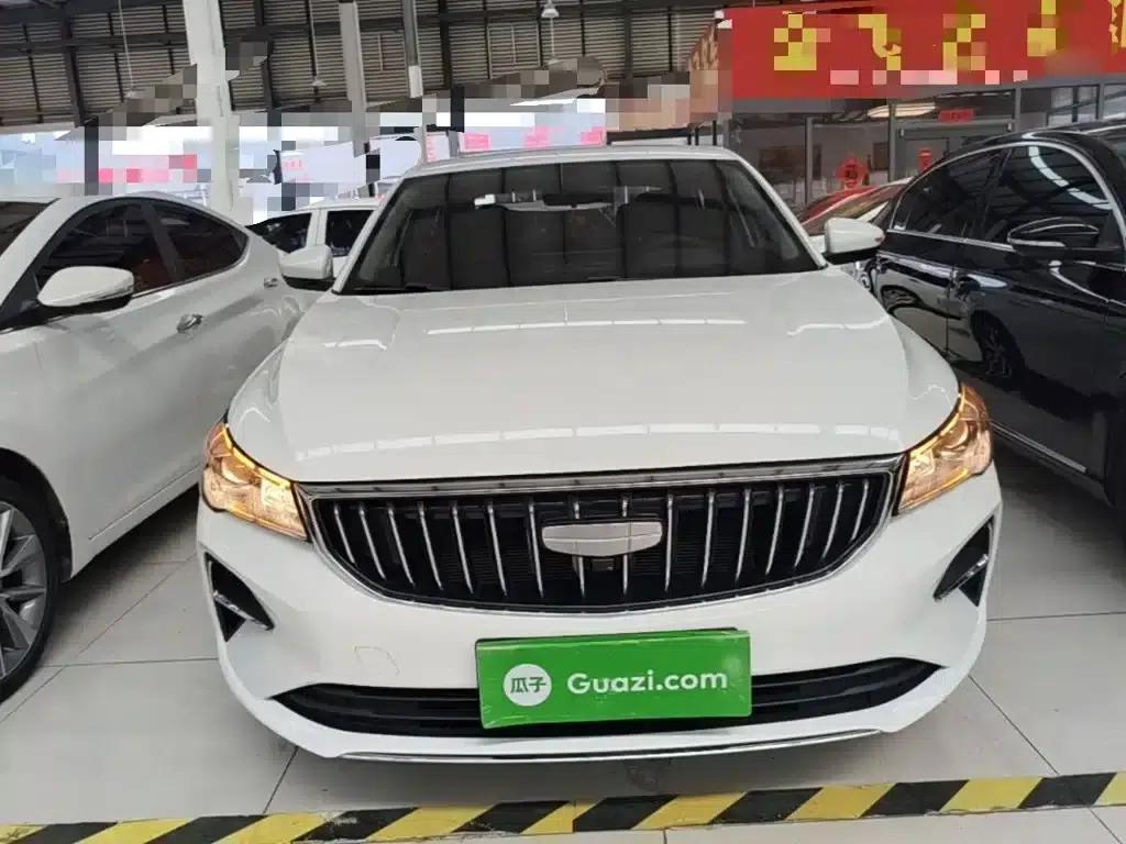 Geely Emgrand 2025 4th Generation 1.5L CVT Dragon Edition — миниатюра 3