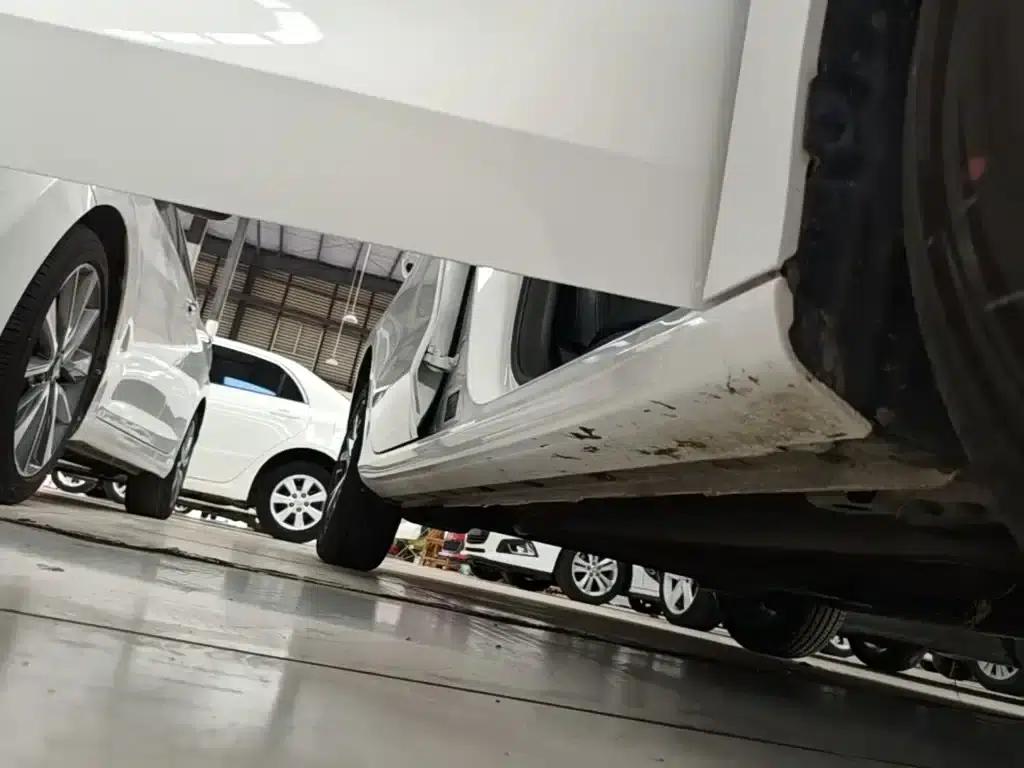Geely Emgrand 2025 4th Generation 1.5L CVT Dragon Edition — миниатюра 21