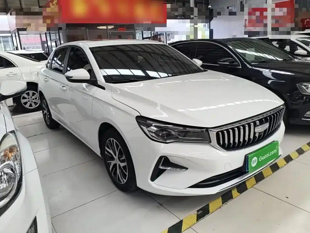 Geely Emgrand 2025 4th Generation 1.5L CVT Dragon Edition — миниатюра 4