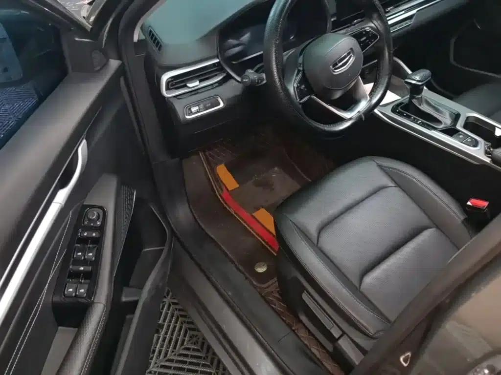 Geely Emgrand 2023 4th Generation Champion Edition 1.5L CVT Luxury — миниатюра 16