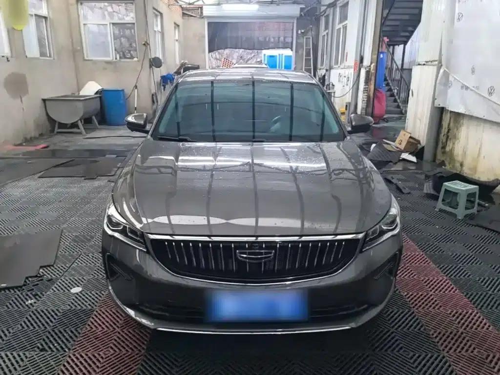 Geely Emgrand 2023 4th Generation Champion Edition 1.5L CVT Luxury — миниатюра 3