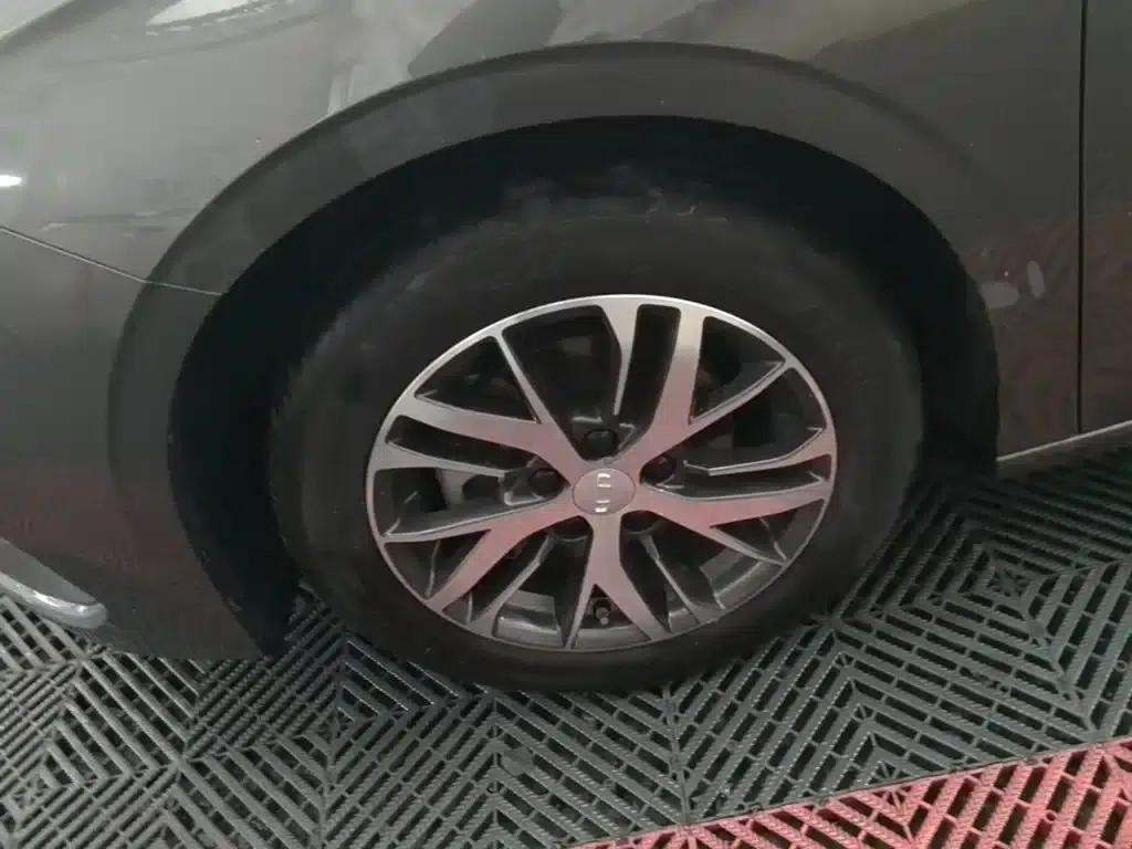Geely Emgrand 2023 4th Generation Champion Edition 1.5L CVT Luxury — миниатюра 23